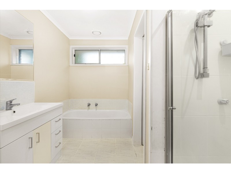 8 Valley Road, Bundoora VIC 3083