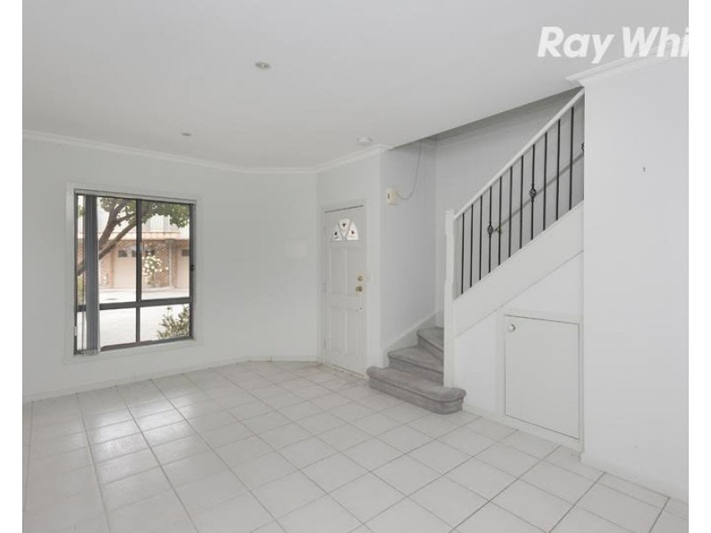 31/2 Shoalhaven Street, Bundoora VIC 3083