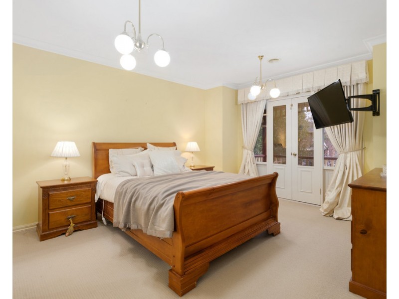 1 Lelean Close, Bundoora VIC 3083