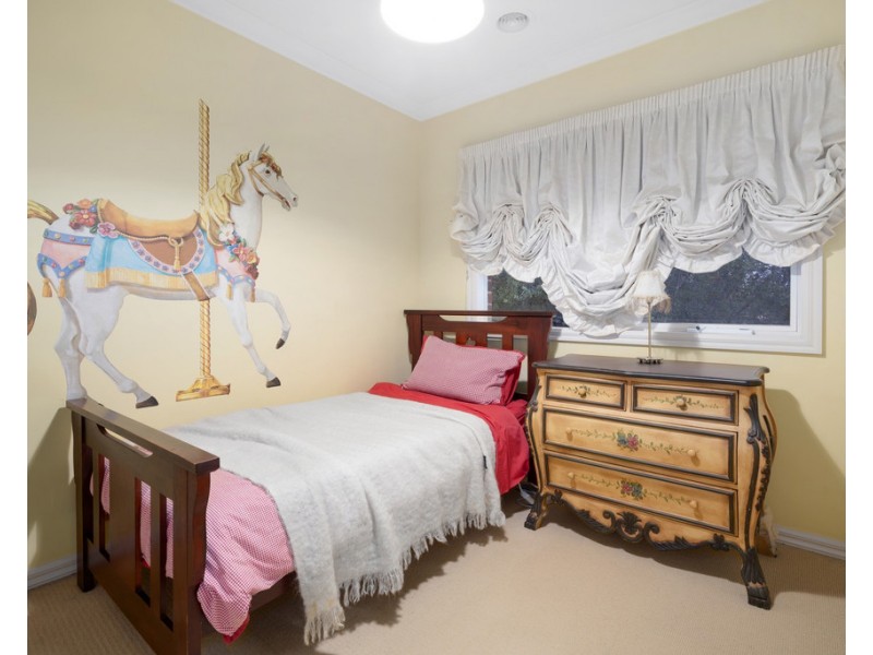 1 Lelean Close, Bundoora VIC 3083