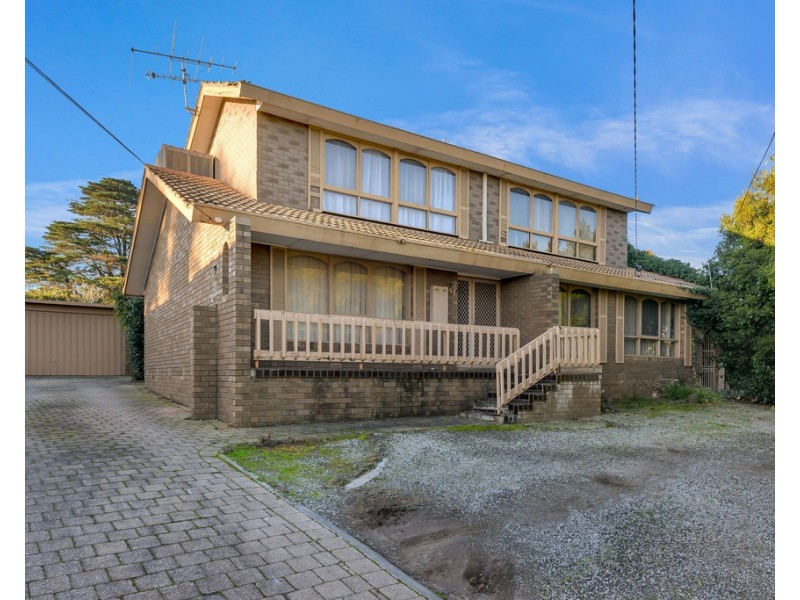 8C Oxley Avenue, Bundoora VIC 3083