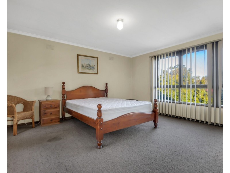 8C Oxley Avenue, Bundoora VIC 3083