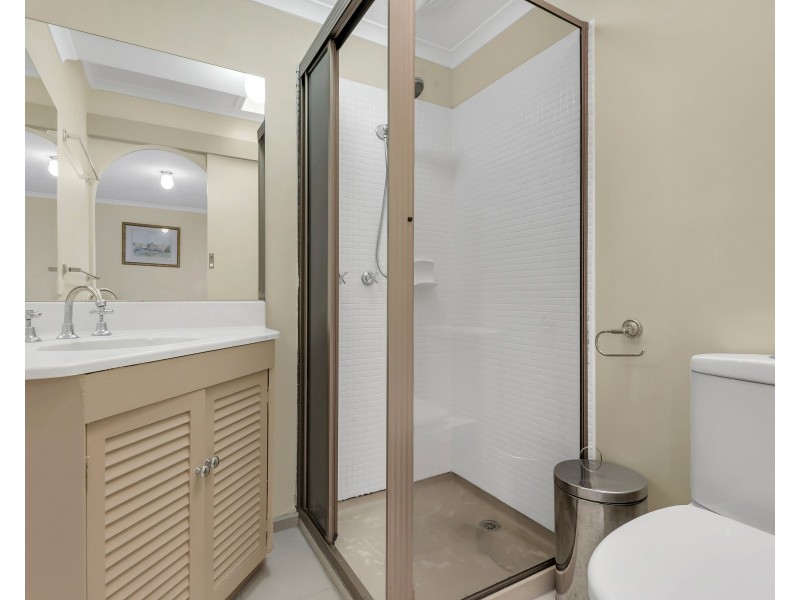 8C Oxley Avenue, Bundoora VIC 3083