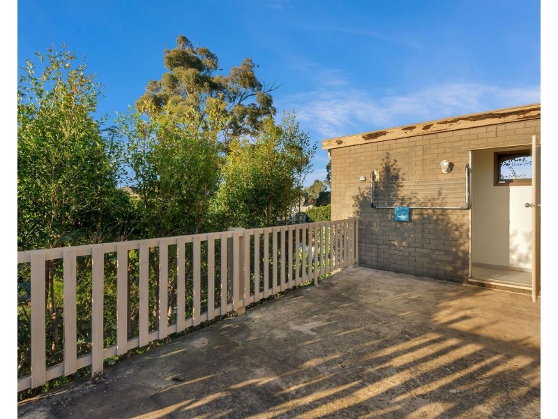 8C Oxley Avenue, Bundoora VIC 3083