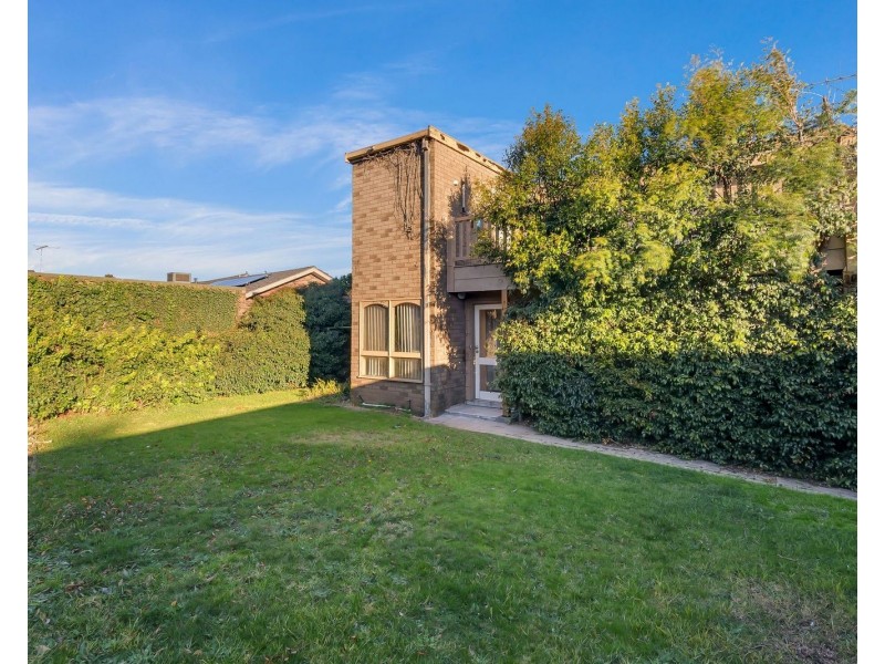 8C Oxley Avenue, Bundoora VIC 3083