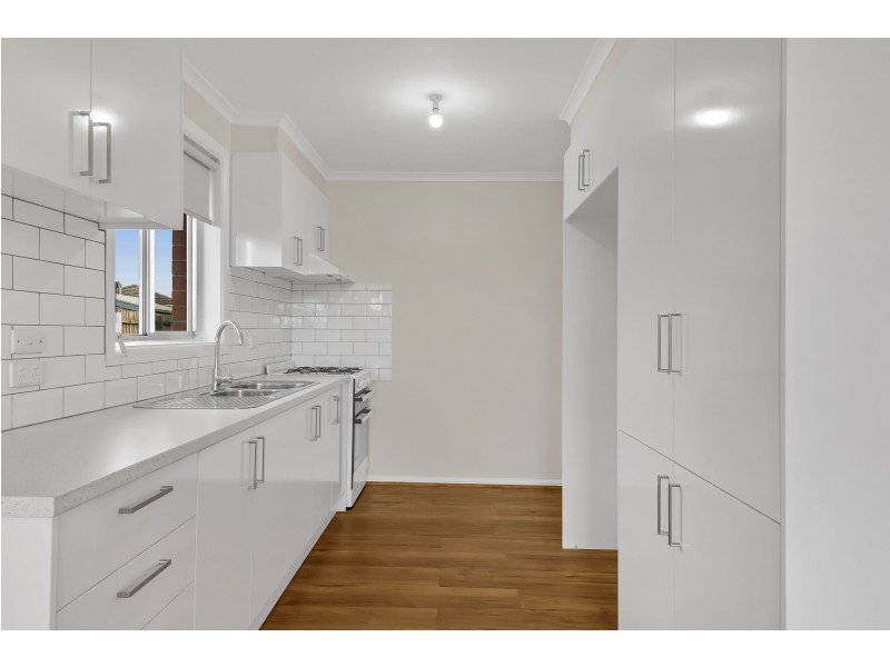 15 Valerie Street, Lalor VIC 3075