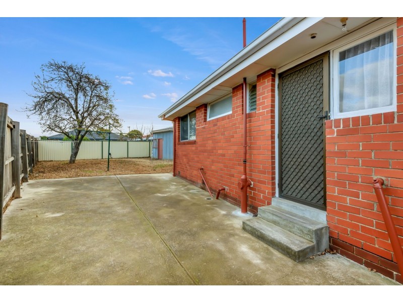 15 Valerie Street, Lalor VIC 3075