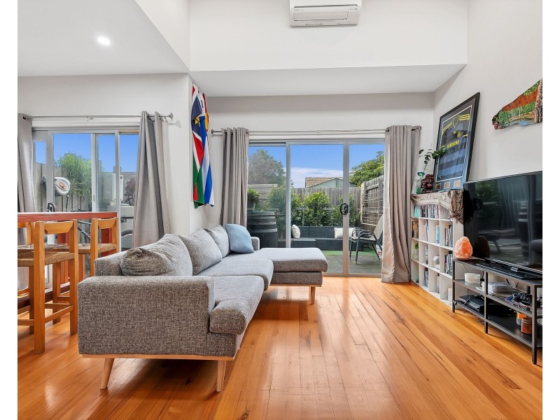 5/86-88 Royal Parade, Reservoir VIC 3073