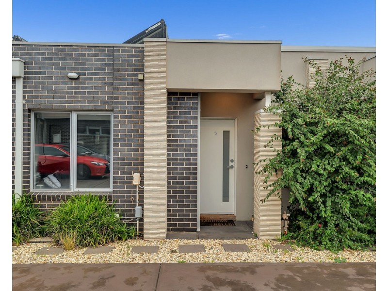 5/86-88 Royal Parade, Reservoir VIC 3073