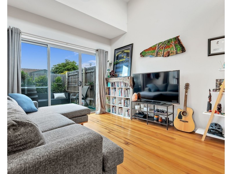 5/86-88 Royal Parade, Reservoir VIC 3073