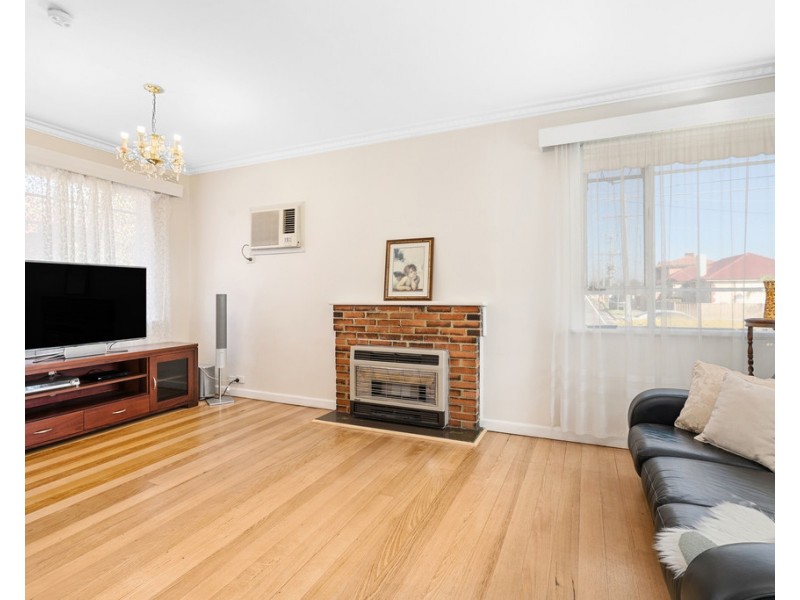 70 The Boulevard, Thomastown VIC 3074