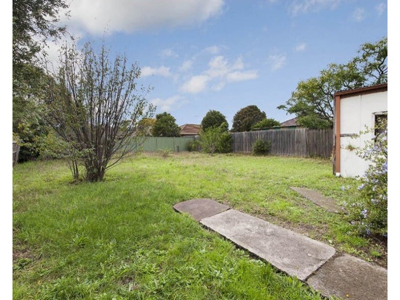 28 Dunne Street, Kingsbury VIC 3083