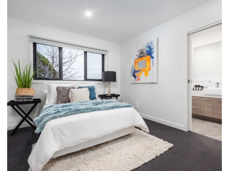 1/8 Decathlon Street, Bundoora VIC 3083