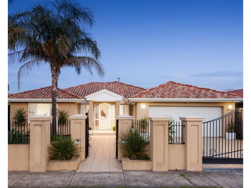 36 Peugeot Pursuit, Mill Park VIC 3082