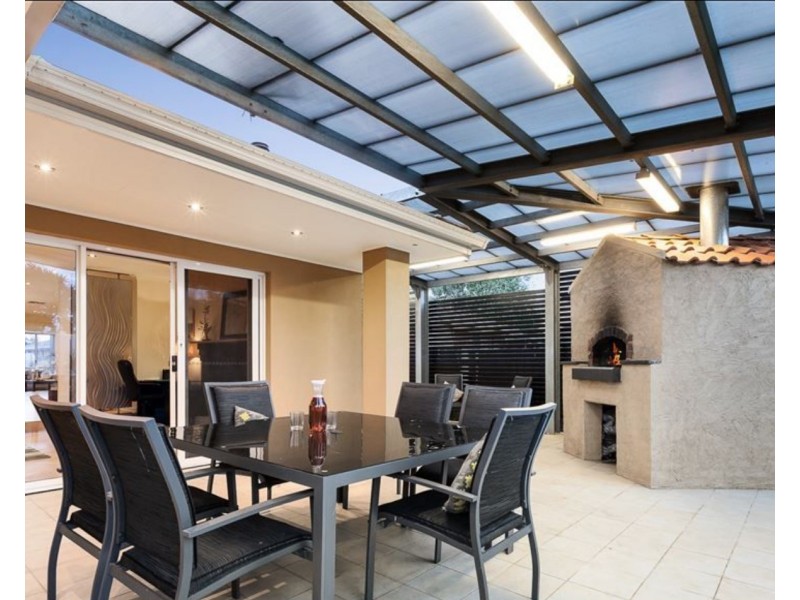 36 Peugeot Pursuit, Mill Park VIC 3082