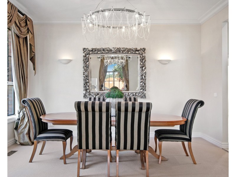 173 Blossom Park Drive, Mill Park VIC 3082