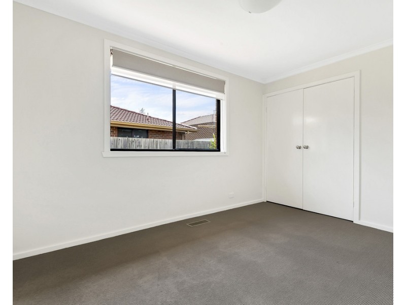 86 Moorhead Drive, Mill Park VIC 3082