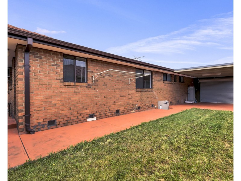 86 Moorhead Drive, Mill Park VIC 3082