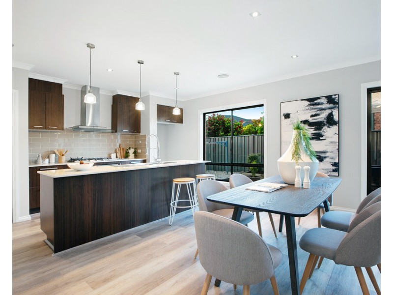 13 Wilton Vale Road, South Morang VIC 3752