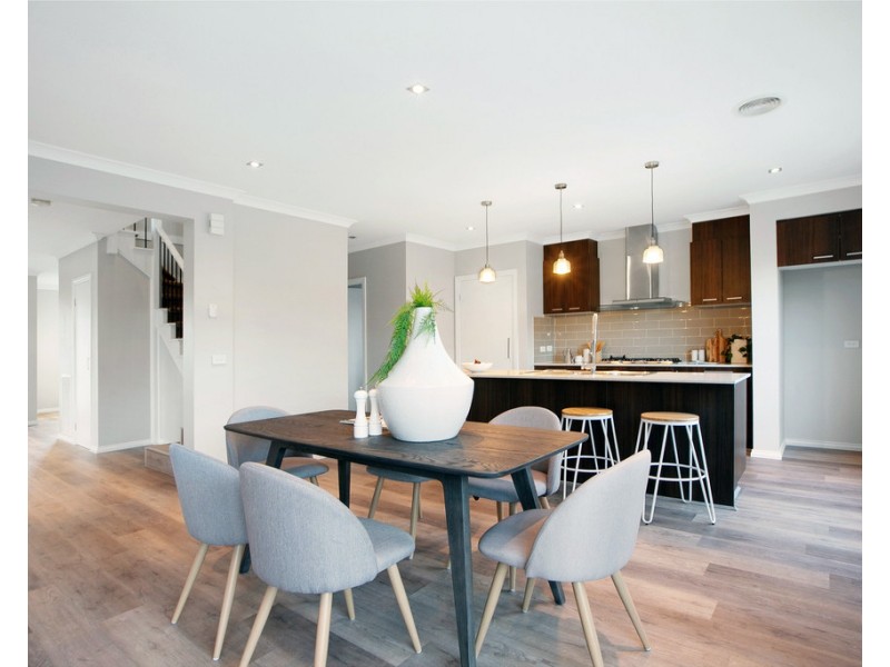 13 Wilton Vale Road, South Morang VIC 3752