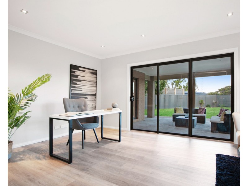 13 Wilton Vale Road, South Morang VIC 3752