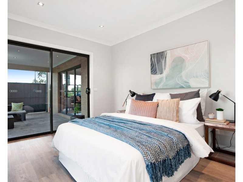 13 Wilton Vale Road, South Morang VIC 3752