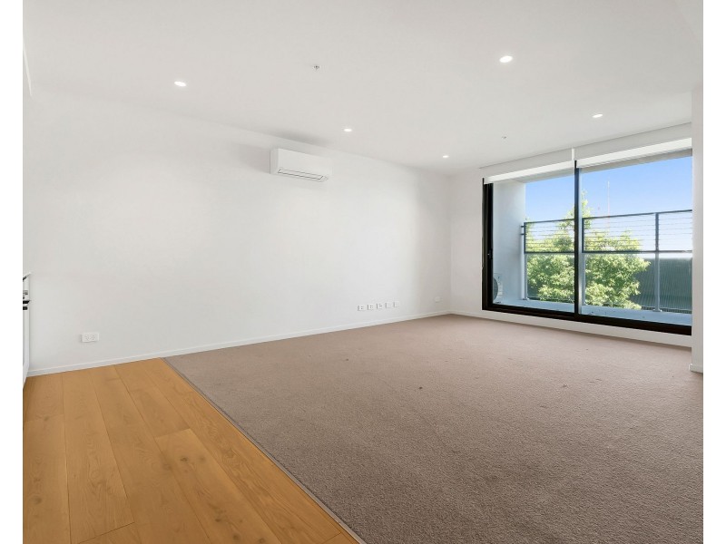 108/21 Plenty Road, Bundoora VIC 3083