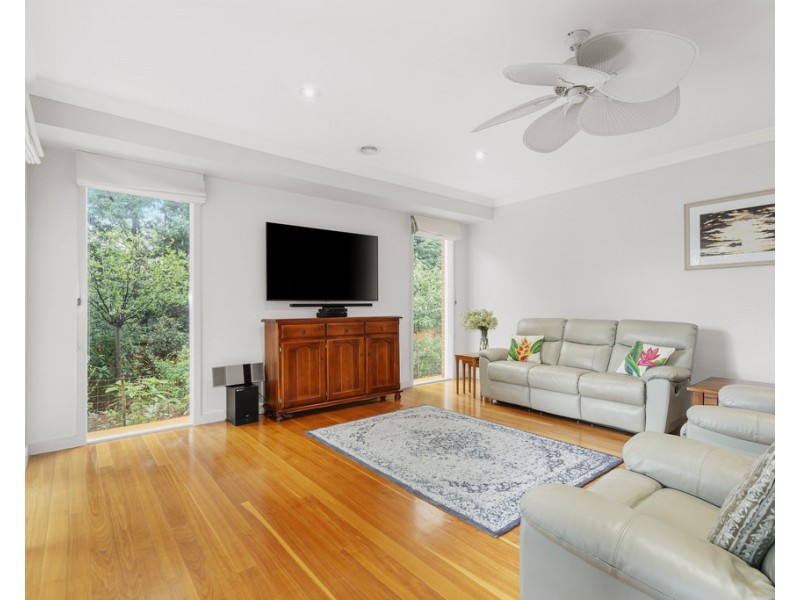 7 Woodlawn Circuit, Macleod VIC 3085