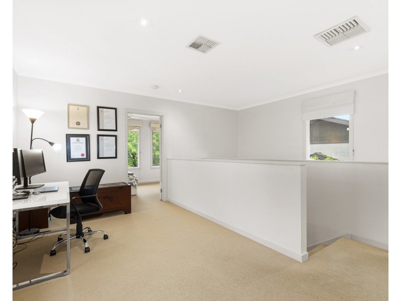 7 Woodlawn Circuit, Macleod VIC 3085