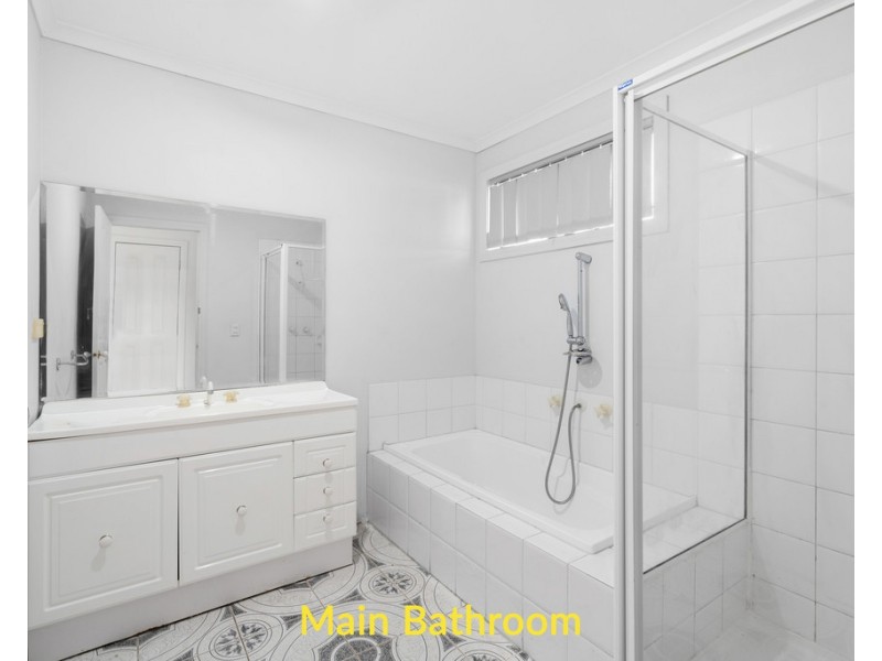 388 Gordons Road, South Morang VIC 3752