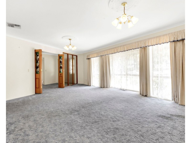 17 Timberglades Drive, Bundoora VIC 3083