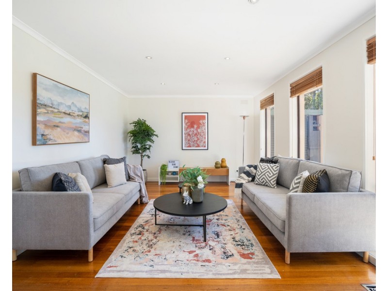 142 Mill Park Drive, Mill Park VIC 3082