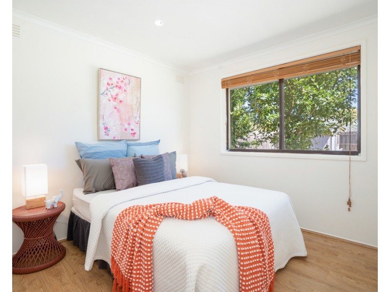 142 Mill Park Drive, Mill Park VIC 3082