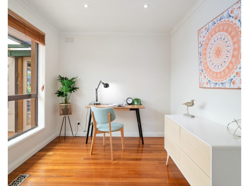 142 Mill Park Drive, Mill Park VIC 3082