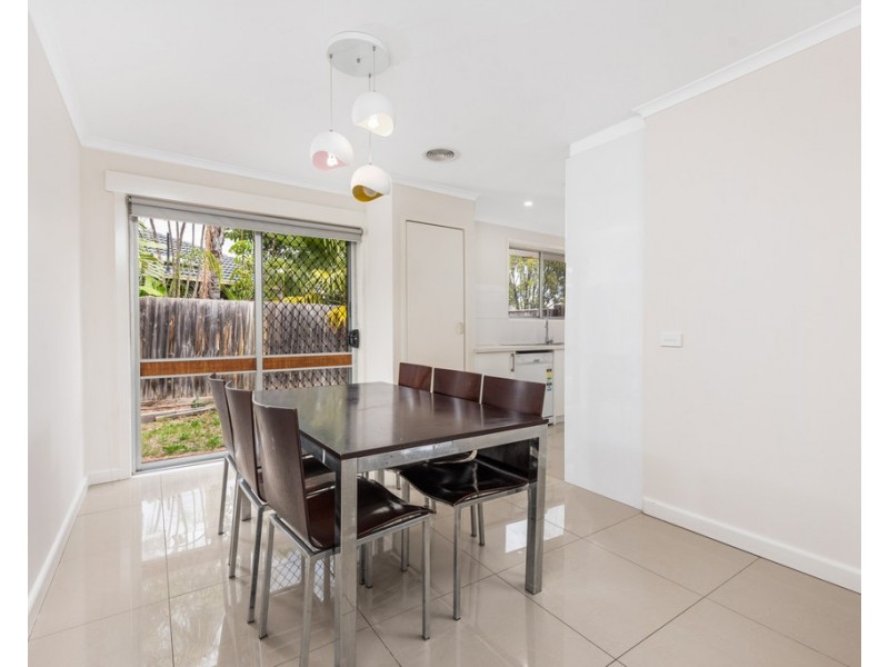 40 Madigan Crescent, Mill Park VIC 3082