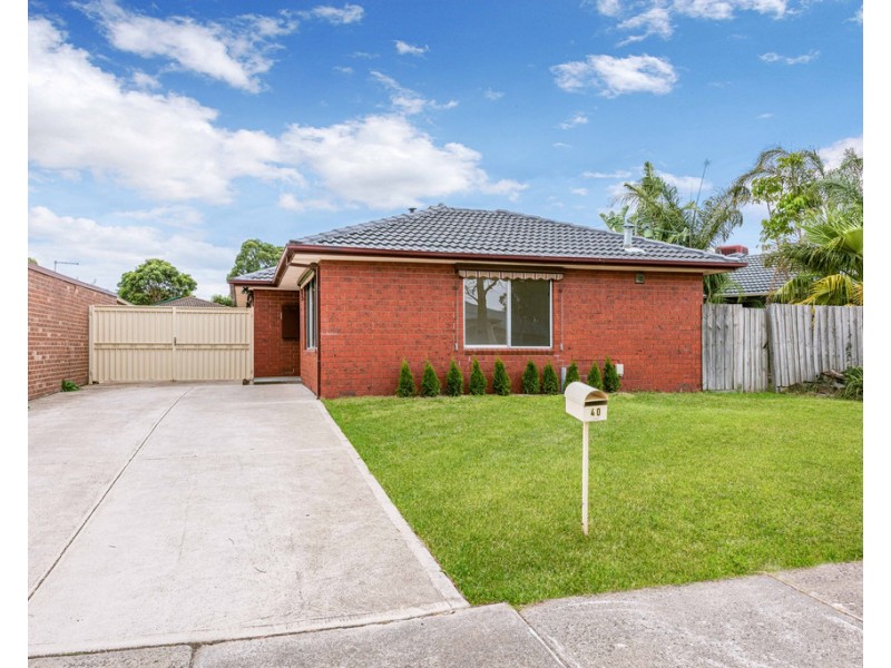 40 Madigan Crescent, Mill Park VIC 3082