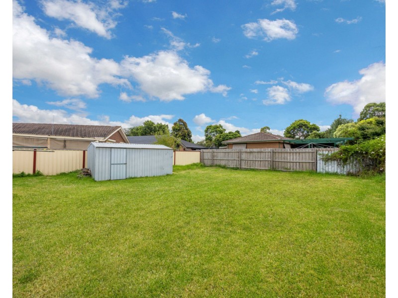 40 Madigan Crescent, Mill Park VIC 3082