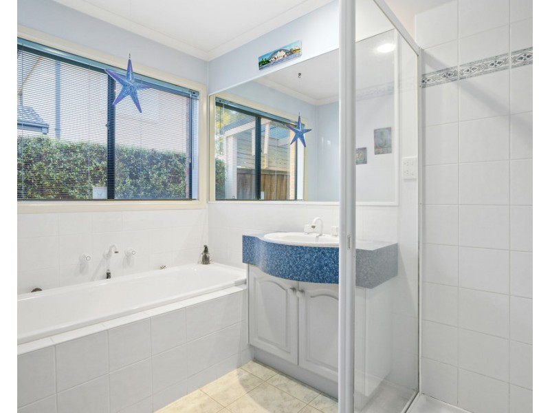 6 Iris Way, Bundoora VIC 3083