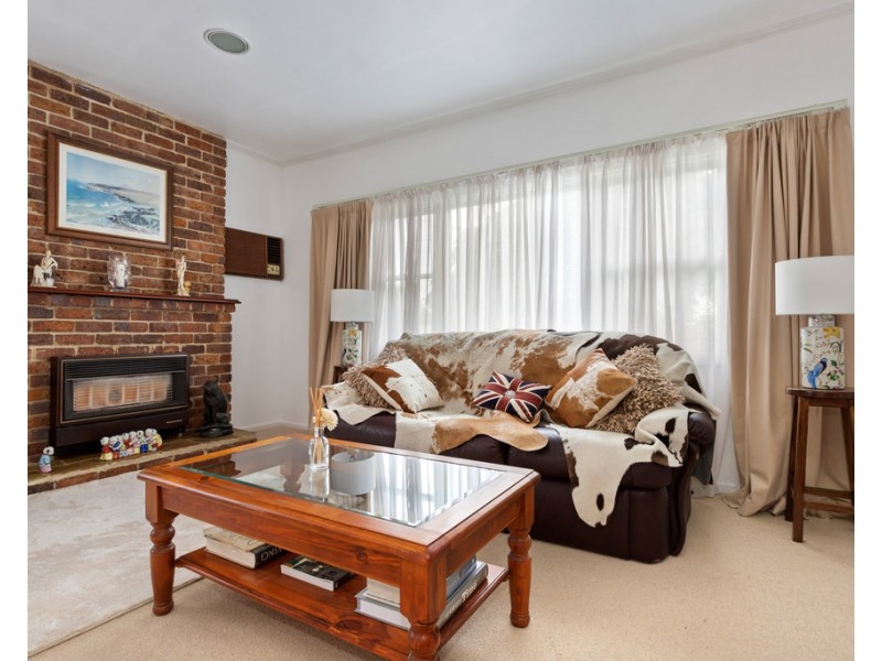 18 Dunne Street, Kingsbury VIC 3083