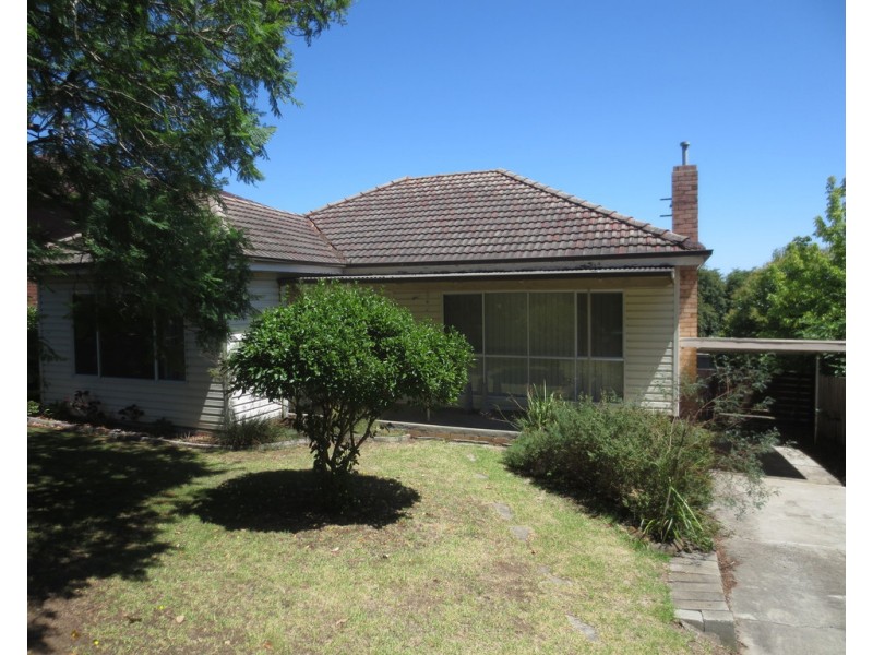 13 Scott Grove, Kingsbury VIC 3083