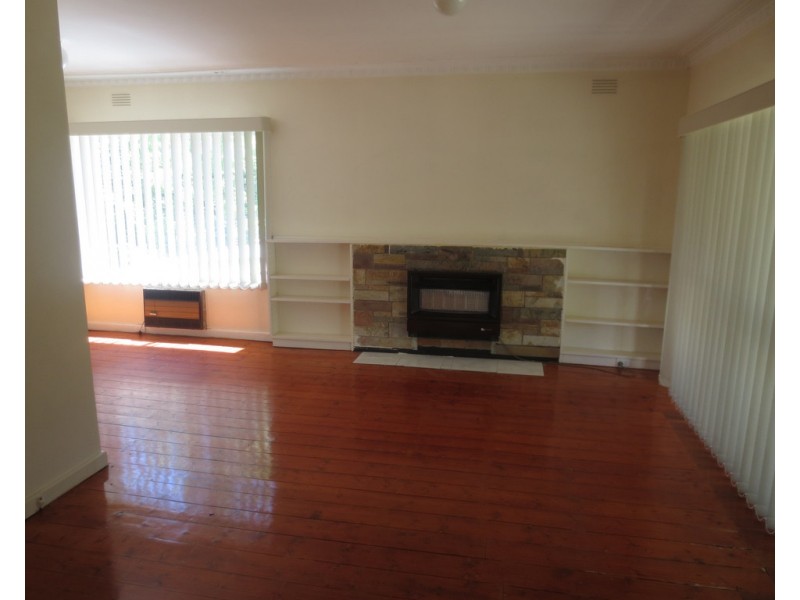 13 Scott Grove, Kingsbury VIC 3083