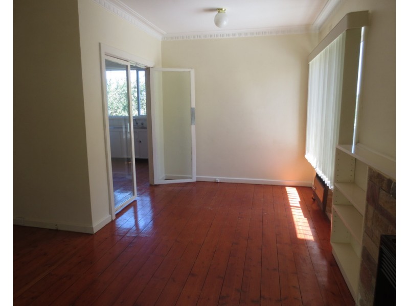 13 Scott Grove, Kingsbury VIC 3083