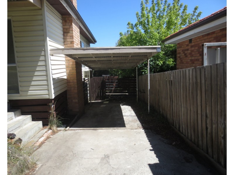 13 Scott Grove, Kingsbury VIC 3083