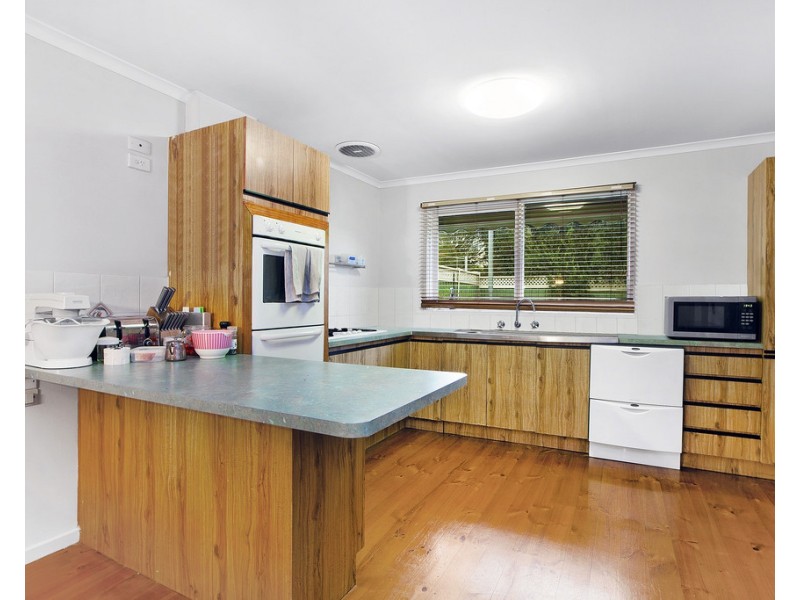 35 Kurrajong Crescent, Watsonia North VIC 3087