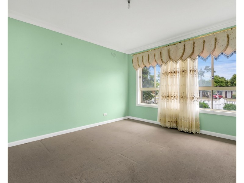 137 Cheddar Road, Reservoir VIC 3073