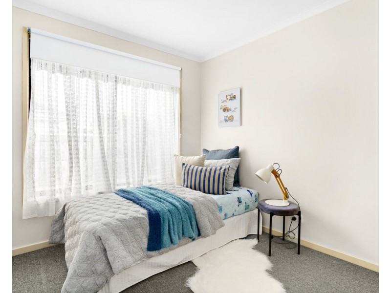 1/1 Rochdale Square, Lalor VIC 3075