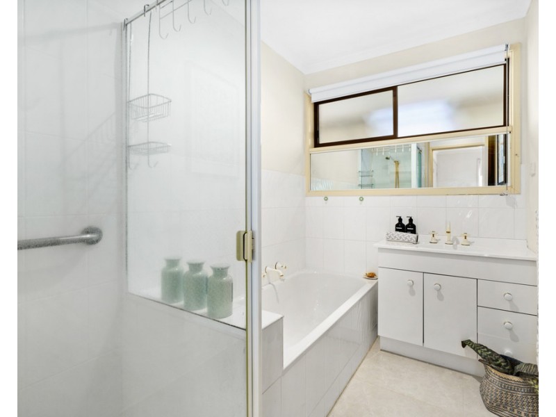 1/1 Rochdale Square, Lalor VIC 3075