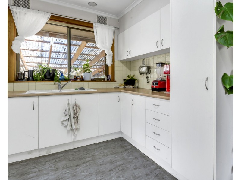 3 Dickens Street, Heidelberg Heights VIC 3081