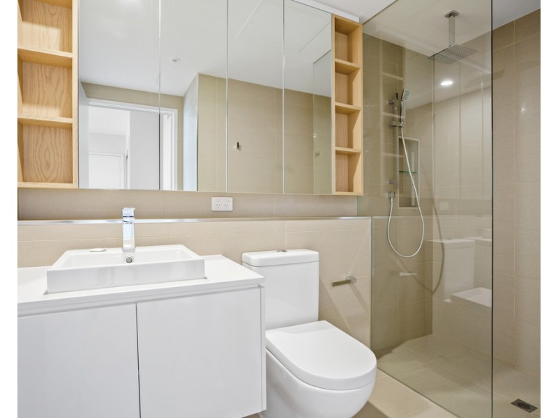 303/832 Doncaster Road, Doncaster VIC 3108