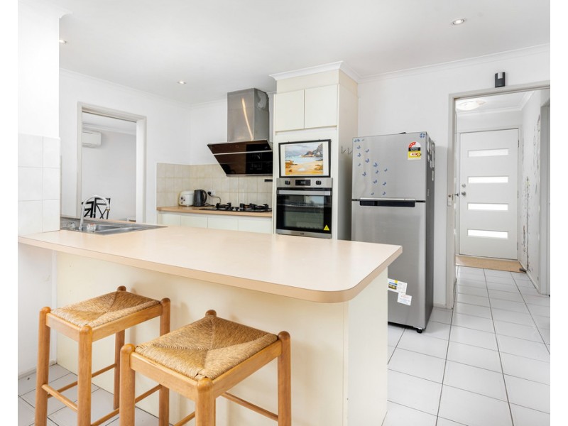 67 Prince of Wales Avenue, Mill Park VIC 3082